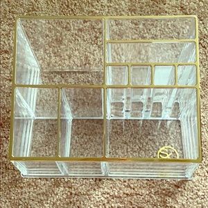 This is a Sonia Kashuk makeup organizer.